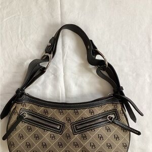 Black and Tan Women's Shoulder Bag